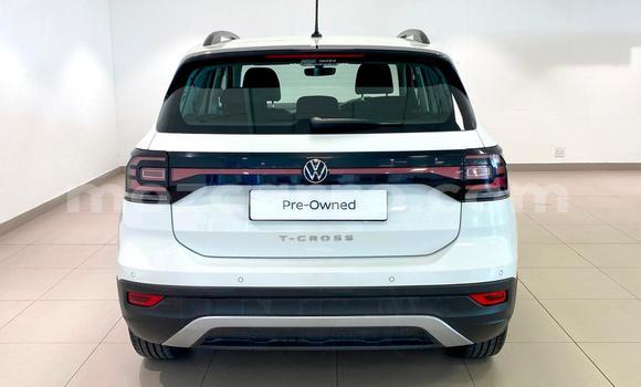 Tenga Tsaru Volkswagen T-Roc Chena Mota in Manica in Manica Tenga Tsaru Volkswagen T-Roc Chena Mota in Manica in Manica