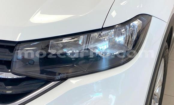 Tenga Tsaru Volkswagen T-Roc Chena Mota in Manica in Manica Tenga Tsaru Volkswagen T-Roc Chena Mota in Manica in Manica