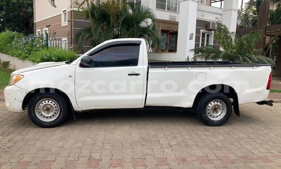 Tenga Tsaru Toyota Hilux Chena Mota in Maputo in Maputo Tenga Tsaru Toyota Hilux Chena Mota in Maputo in Maputo