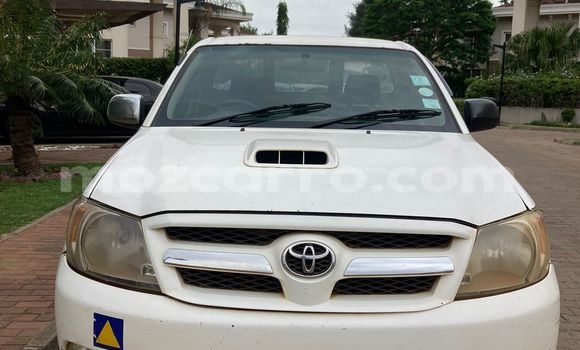Tenga Tsaru Toyota Hilux Chena Mota in Maputo in Maputo Tenga Tsaru Toyota Hilux Chena Mota in Maputo in Maputo