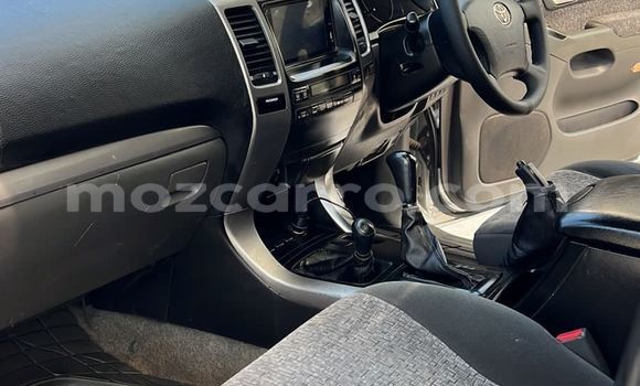 Comprar Usado Toyota Land Cruiser Prado Branco Carro em Maputo em Maputo Comprar Usado Toyota Land Cruiser Prado Branco Carro em Maputo em Maputo