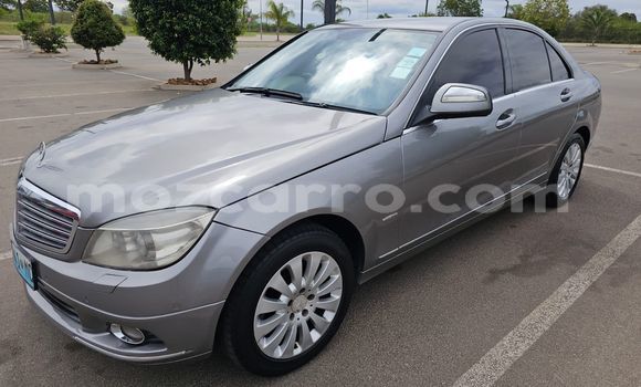Comprar Usado Mercedes‒Benz 250 De outros Carro em Maputo em Maputo Comprar Usado Mercedes‒Benz 250 De outros Carro em Maputo em Maputo