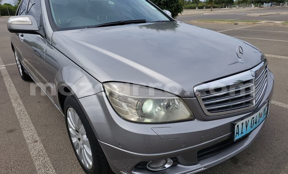 Comprar Usado Mercedes‒Benz 250 De outros Carro em Maputo em Maputo Comprar Usado Mercedes‒Benz 250 De outros Carro em Maputo em Maputo