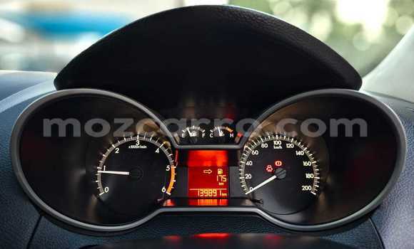 Comprar Usado Mazda BT-50 Castanho Carro em Maputo em Maputo Comprar Usado Mazda BT-50 Castanho Carro em Maputo em Maputo