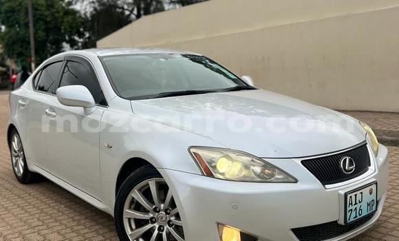 Comprar Usado Lexus IS Branco Carro em Maputo em Maputo