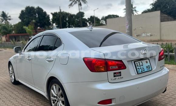Nunua Ilio tumika Lexus IS Nyeupe Gari ndani ya Maputo nchini Maputo Nunua Ilio tumika Lexus IS Nyeupe Gari ndani ya Maputo nchini Maputo