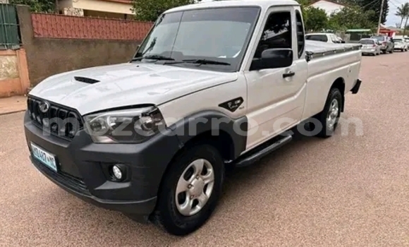 Nunua Ilio tumika Mahindra Scorpio Nyeupe Gari ndani ya Maputo nchini Maputo