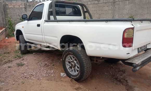 Tenga Tsaru Toyota Hilux Chena Mota in Maputo in Maputo Tenga Tsaru Toyota Hilux Chena Mota in Maputo in Maputo