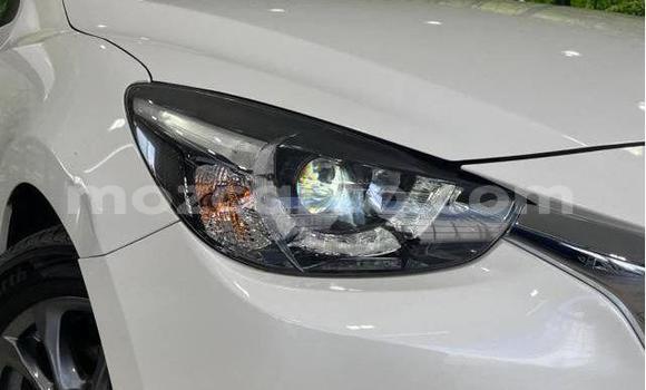 Nunua Ilio tumika Mazda Demio Nyeupe Gari ndani ya Inhambane nchini Inhambane Nunua Ilio tumika Mazda Demio Nyeupe Gari ndani ya Inhambane nchini Inhambane