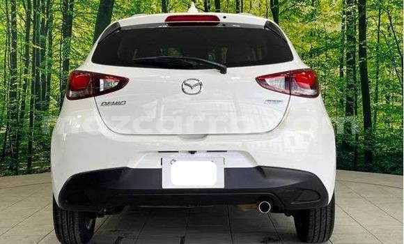 Nunua Ilio tumika Mazda Demio Nyeupe Gari ndani ya Inhambane nchini Inhambane Nunua Ilio tumika Mazda Demio Nyeupe Gari ndani ya Inhambane nchini Inhambane