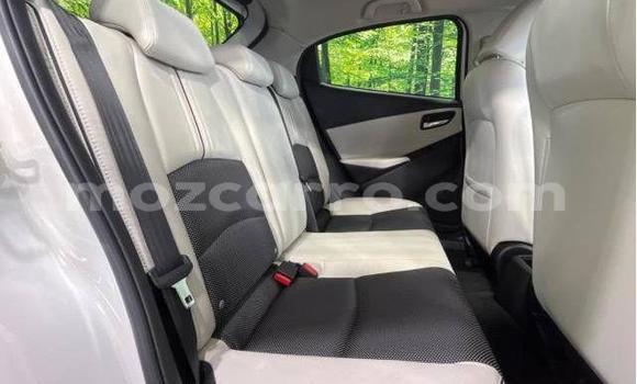 Nunua Ilio tumika Mazda Demio Nyeupe Gari ndani ya Inhambane nchini Inhambane Nunua Ilio tumika Mazda Demio Nyeupe Gari ndani ya Inhambane nchini Inhambane