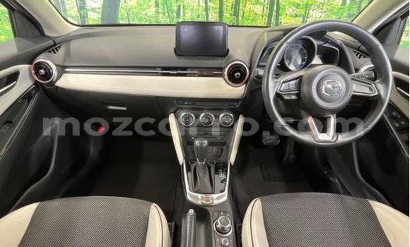 Nunua Ilio tumika Mazda Demio Nyeupe Gari ndani ya Inhambane nchini Inhambane Nunua Ilio tumika Mazda Demio Nyeupe Gari ndani ya Inhambane nchini Inhambane