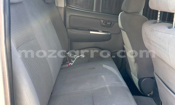 Comprar Usado Toyota Hilux Branco Carro em Maputo em Maputo Comprar Usado Toyota Hilux Branco Carro em Maputo em Maputo