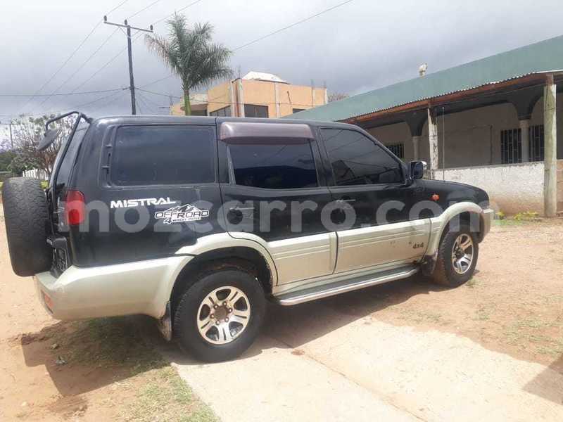 Big with watermark nissan mistral maputo maputo 18460