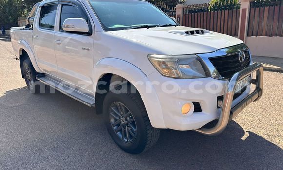 Buy Used Toyota Hilux White Car in Maputo in Maputo Buy Used Toyota Hilux White Car in Maputo in Maputo