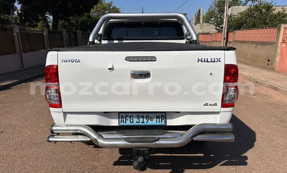 Buy Used Toyota Hilux White Car in Maputo in Maputo Buy Used Toyota Hilux White Car in Maputo in Maputo