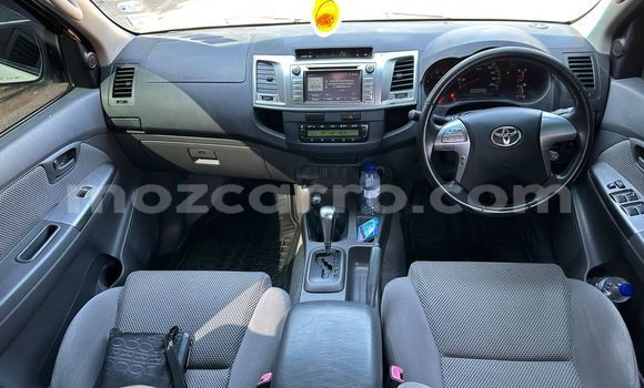 Buy Used Toyota Hilux White Car in Maputo in Maputo Buy Used Toyota Hilux White Car in Maputo in Maputo