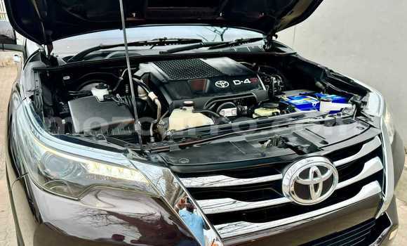 Comprar Usado Toyota Fortuner Preto Carro em Maputo em Maputo Comprar Usado Toyota Fortuner Preto Carro em Maputo em Maputo