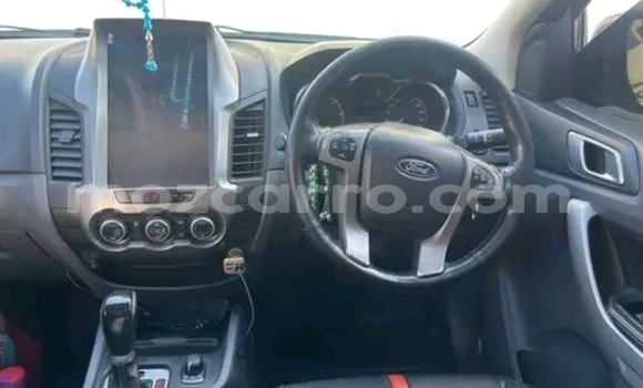 Tenga Tsaru Ford Ranger Zvimwe Mota in Maputo in Maputo Tenga Tsaru Ford Ranger Zvimwe Mota in Maputo in Maputo