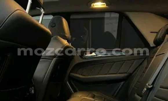 Comprar Usado Mercedes-Benz A200 Branco Carro em Maputo em Maputo Comprar Usado Mercedes-Benz A200 Branco Carro em Maputo em Maputo