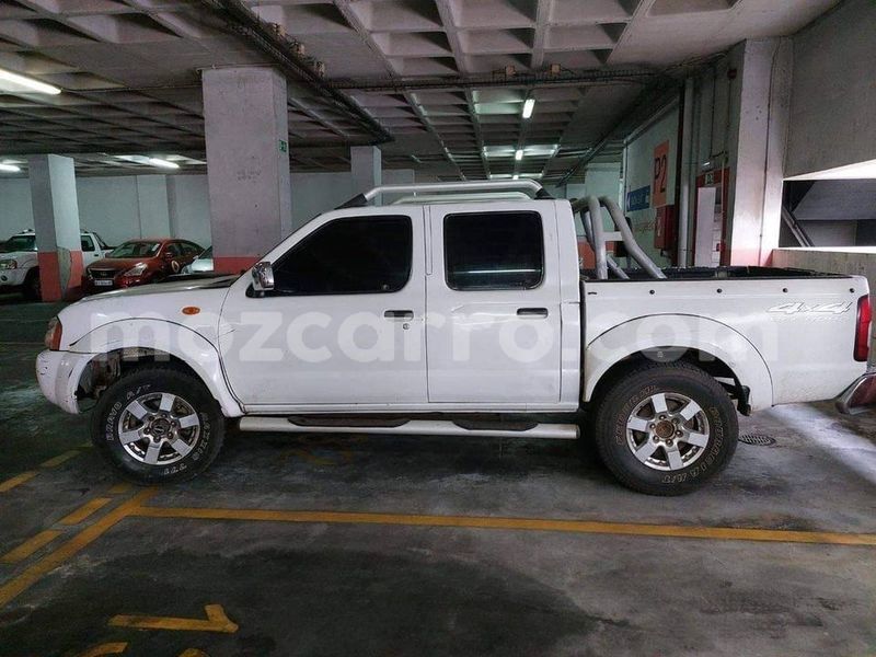 Big with watermark nissan hardbody maputo maputo 18500