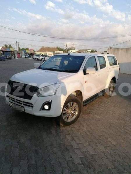 Big with watermark isuzu d max spark maputo maputo 18507