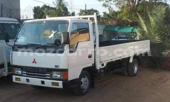 Comprar Usado Mitsubishi Carisma De outros Carro em Maputo em Maputo Comprar Usado Mitsubishi Carisma De outros Carro em Maputo em Maputo