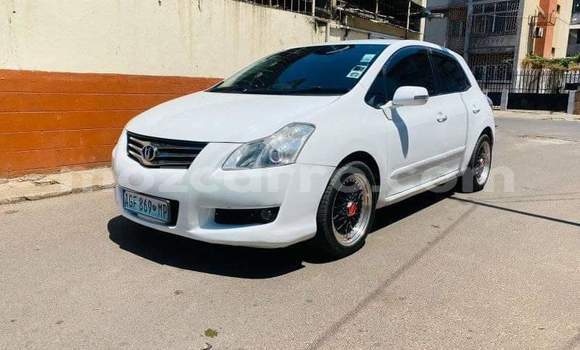 Comprar Usado Toyota Blade De outros Carro em Maputo em Maputo