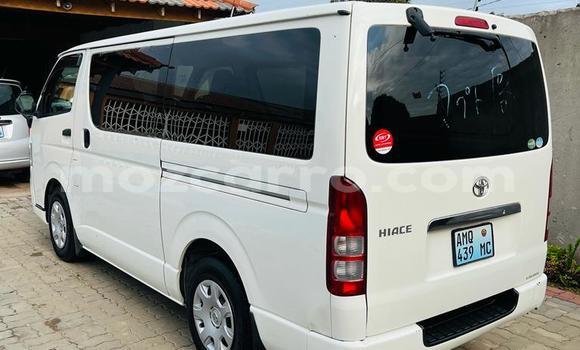 Comprar Usado Toyota Hiace Branco Carro em Maputo em Maputo Comprar Usado Toyota Hiace Branco Carro em Maputo em Maputo