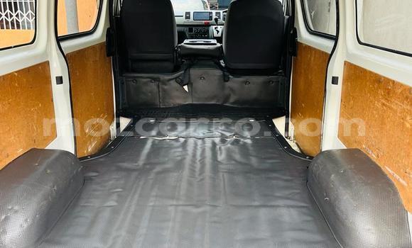Comprar Usado Toyota Hiace Branco Carro em Maputo em Maputo Comprar Usado Toyota Hiace Branco Carro em Maputo em Maputo