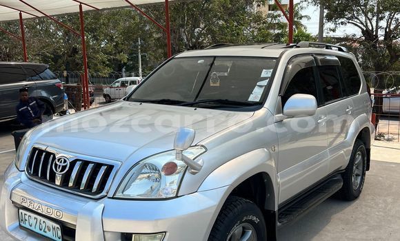 Buy Used Toyota Land Cruiser Prado Silver Car in Maputo in Maputo