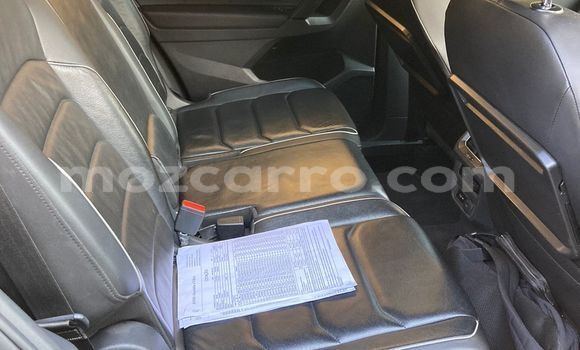 Nunua Ilio tumika Volkswagen Tiguan Bluu Gari ndani ya Maputo nchini Maputo Nunua Ilio tumika Volkswagen Tiguan Bluu Gari ndani ya Maputo nchini Maputo