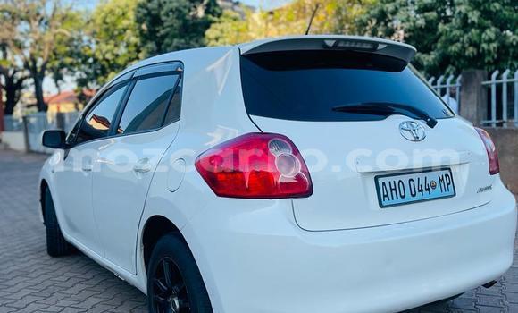 Buy Used Toyota Auris White Car in Maputo in Maputo Buy Used Toyota Auris White Car in Maputo in Maputo
