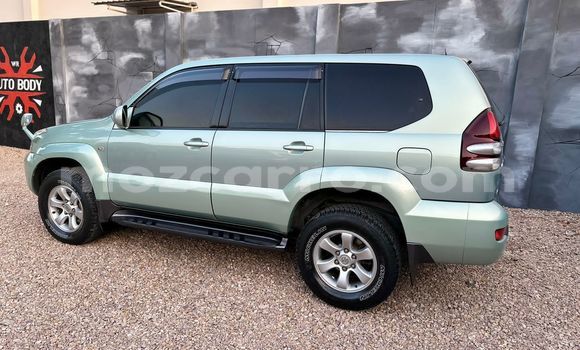 Nunua Ilio tumika Toyota Prado Kijani Gari ndani ya Maputo nchini Maputo Nunua Ilio tumika Toyota Prado Kijani Gari ndani ya Maputo nchini Maputo