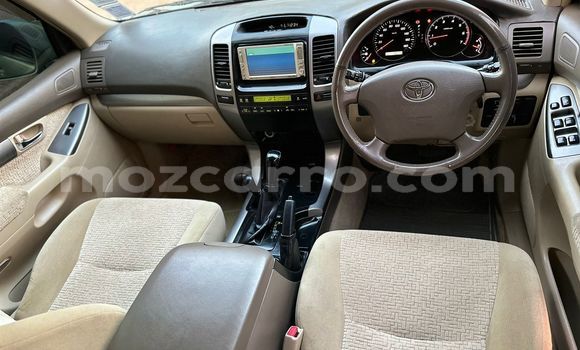 Nunua Ilio tumika Toyota Prado Kijani Gari ndani ya Maputo nchini Maputo Nunua Ilio tumika Toyota Prado Kijani Gari ndani ya Maputo nchini Maputo