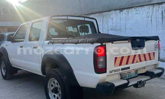 Comprar Usado Nissan Hardbody Branco Carro em Maputo em Maputo Comprar Usado Nissan Hardbody Branco Carro em Maputo em Maputo