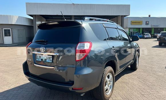 Comprar Usado Toyota Vanguard Preto Carro em Maputo em Maputo Comprar Usado Toyota Vanguard Preto Carro em Maputo em Maputo