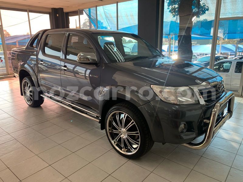 Big with watermark toyota hilux sofala beira 18582