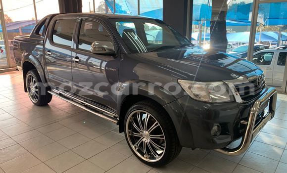 Buy Used Toyota Hilux Black Car in Beira in Sofala Buy Used Toyota Hilux Black Car in Beira in Sofala