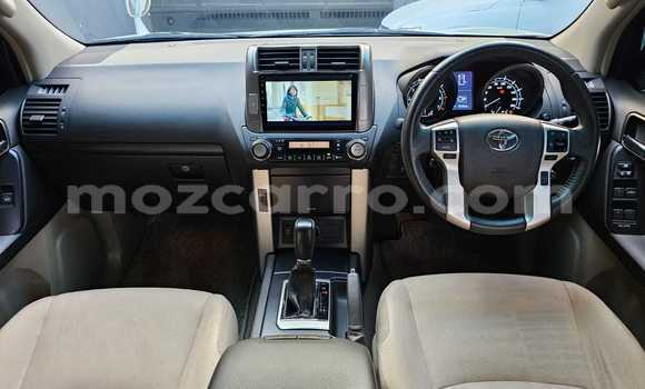 Nunua Ilio tumika Toyota Prado Nyeupe Gari ndani ya Maputo nchini Maputo Nunua Ilio tumika Toyota Prado Nyeupe Gari ndani ya Maputo nchini Maputo
