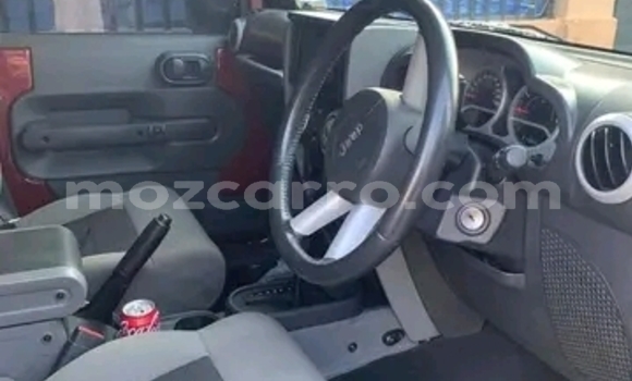 Tenga Tsaru Jeep Wrangler Tsvuku Mota in Maputo in Maputo Tenga Tsaru Jeep Wrangler Tsvuku Mota in Maputo in Maputo