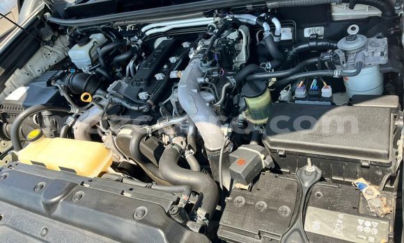 Comprar Usado Toyota Land Cruiser Prado Branco Carro em Maputo em Maputo Comprar Usado Toyota Land Cruiser Prado Branco Carro em Maputo em Maputo