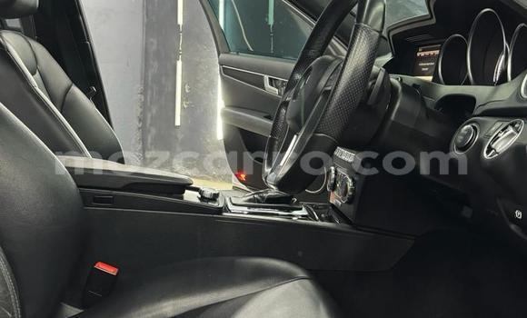 Comprar Usado Mercedes‒Benz C-Class De outros Carro em Maputo em Maputo Comprar Usado Mercedes‒Benz C-Class De outros Carro em Maputo em Maputo