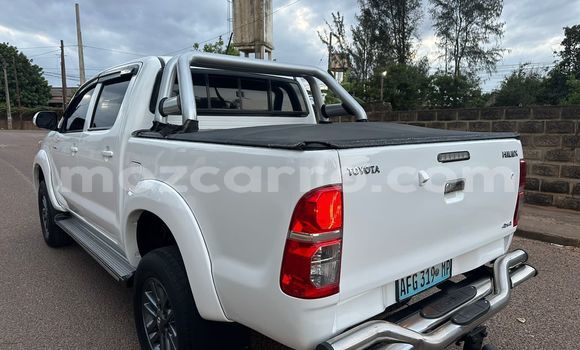 Comprar Usado Toyota Hilux Branco Carro em Maputo em Maputo Comprar Usado Toyota Hilux Branco Carro em Maputo em Maputo