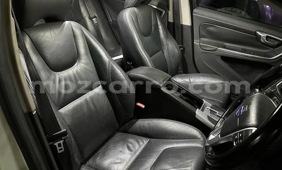 Buy Used Volvo S60 White Car in Maputo in Maputo Buy Used Volvo S60 White Car in Maputo in Maputo