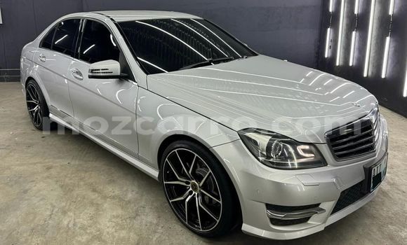Buy Used Mercedes-Benz C250 coupe Other Car in Maputo in Maputo Buy Used Mercedes-Benz C250 coupe Other Car in Maputo in Maputo