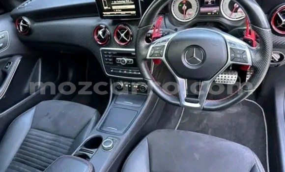 Comprar Usado Mercedes-Benz A200 Preto Carro em Maputo em Maputo Comprar Usado Mercedes-Benz A200 Preto Carro em Maputo em Maputo