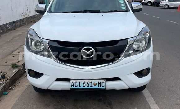 Comprar Usado Mazda BT-50 Branco Carro em Maputo em Maputo Comprar Usado Mazda BT-50 Branco Carro em Maputo em Maputo