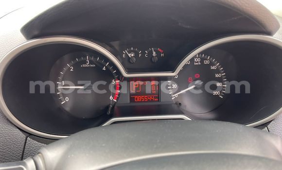 Comprar Usado Mazda BT-50 Branco Carro em Maputo em Maputo Comprar Usado Mazda BT-50 Branco Carro em Maputo em Maputo