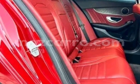 Nunua Ilio tumika Mercedes-Benz C250 coupe Nyekundu Gari ndani ya Maputo nchini Maputo Nunua Ilio tumika Mercedes-Benz C250 coupe Nyekundu Gari ndani ya Maputo nchini Maputo